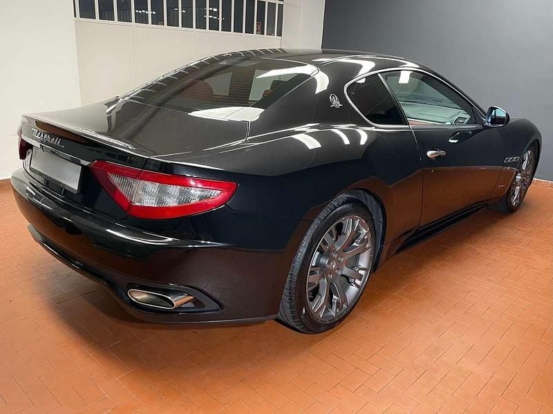 Usata Maserati Granturismo 450 CV (330 kW) 2009 Nero Coupé