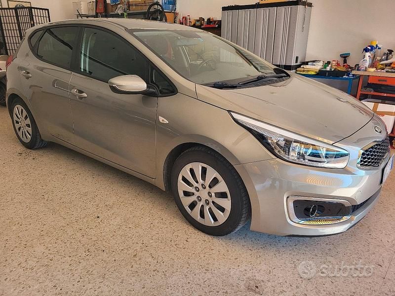 Usata Kia Ceed 110 CV (80 kW) 2017 Utilitaria