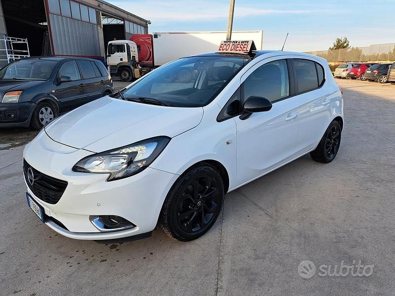 Usata Opel Corsa Edition 75 CV (55 kW) 2018 Bianco Berlina