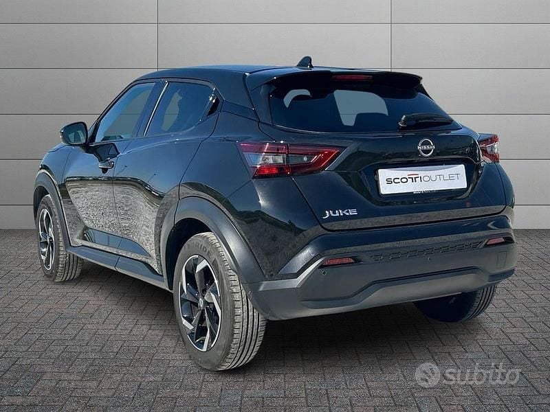 Usata Nissan Juke N-Connecta 114 CV (83 kW) 2023 Nero SUV