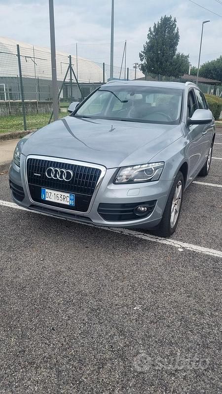 Usata Audi Q5 240 CV (176 kW) 2009 Grigio SUV