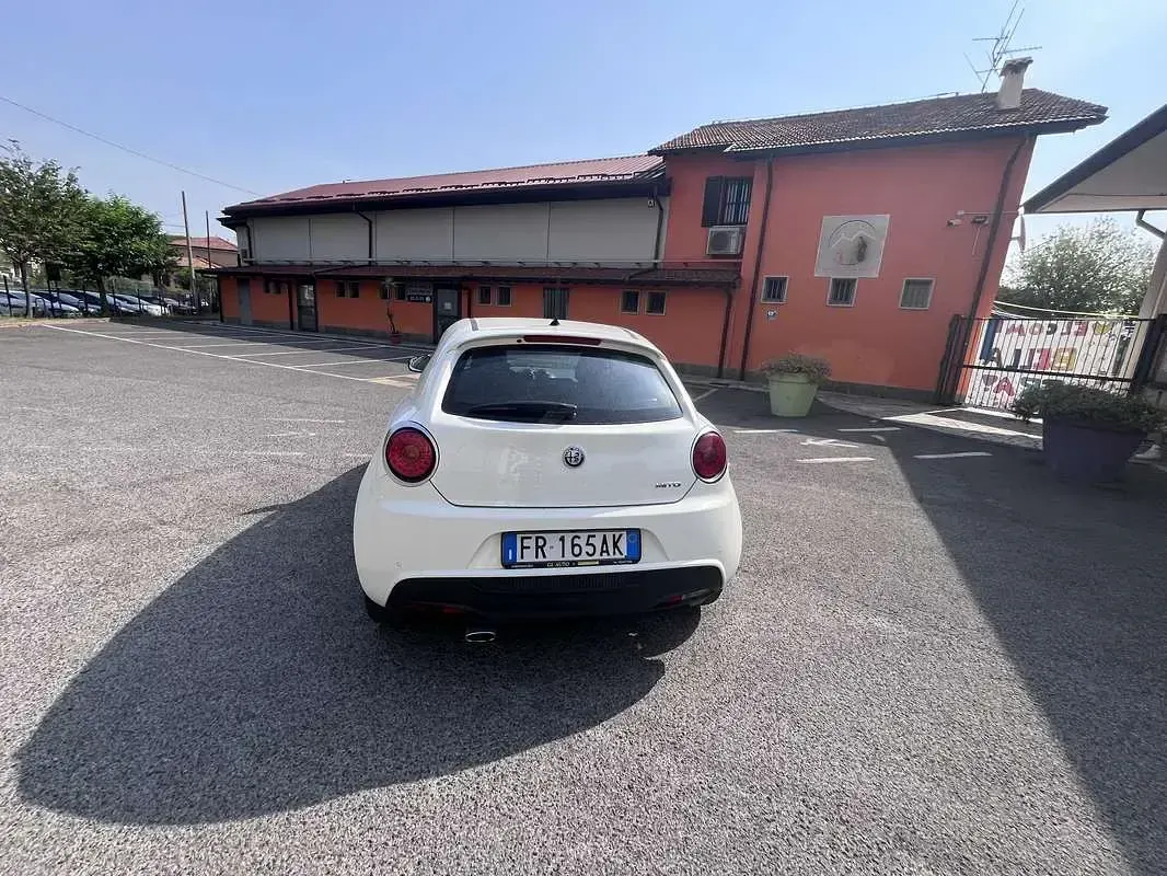 Usata Alfa Romeo MiTo Impression 77 CV (56 kW) 2018 Bianco Utilitaria