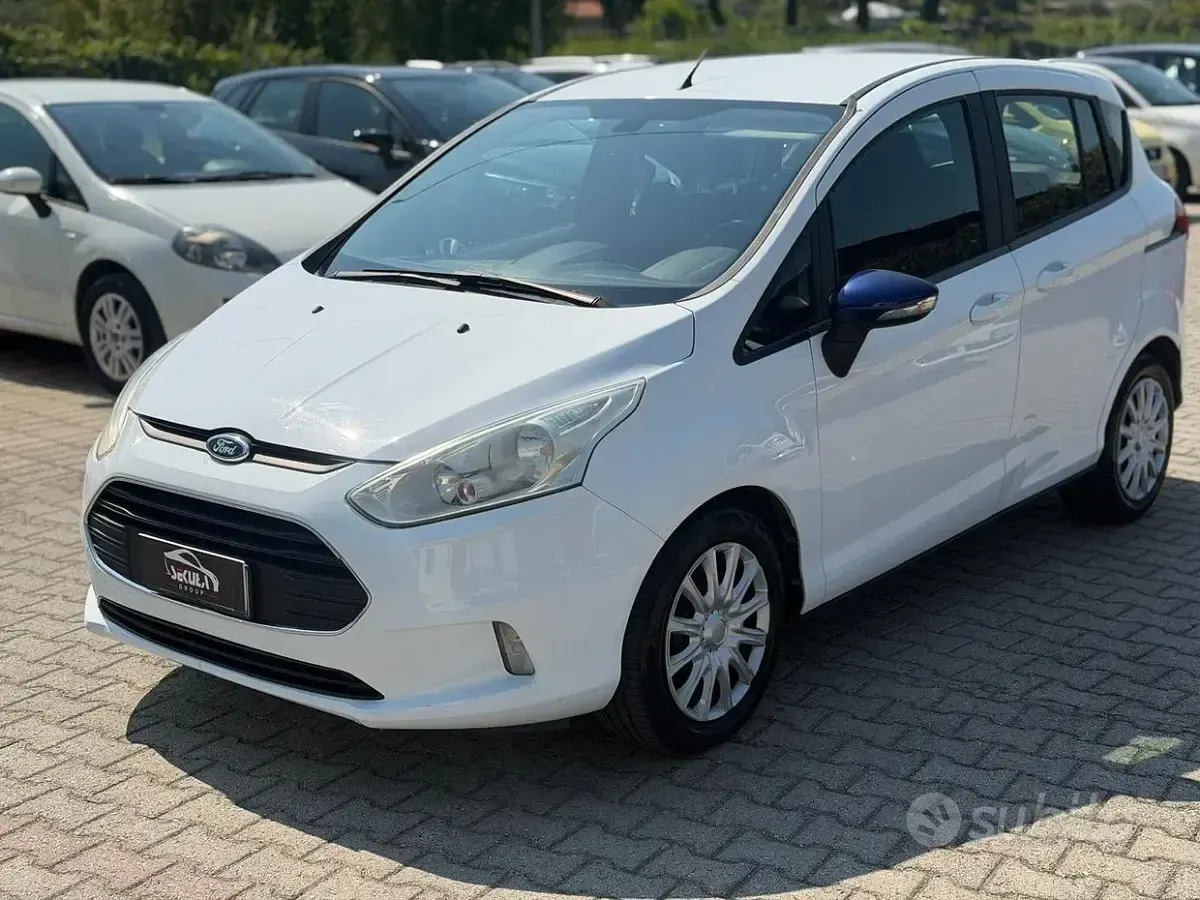 Usata Ford B-MAX Titanium 75 CV (55 kW) 2016 Bianco Monovolume