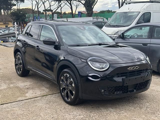Usata Fiat 600 La Prima 101 CV (74 kW) 2024 Bianco SUV