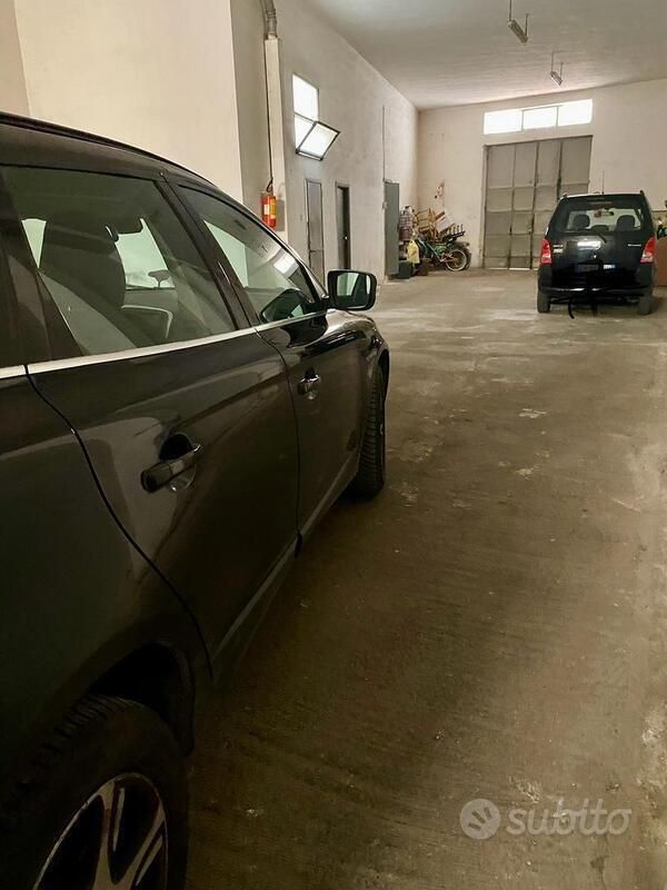 Usata Volvo XC60 163 CV (119 kW) 2012 Nero SUV