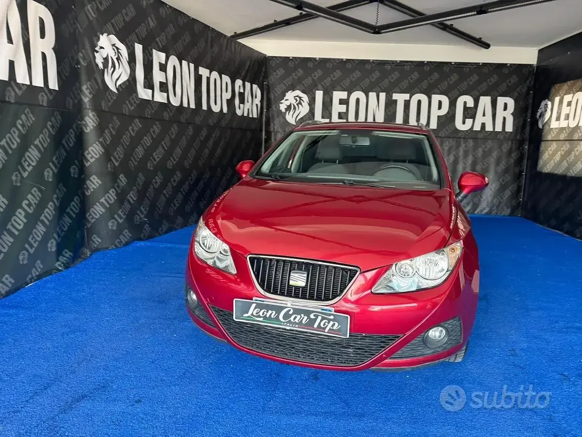 Usata Seat Ibiza ST 75 CV (55 kW) 2010 Rosso Station wagon