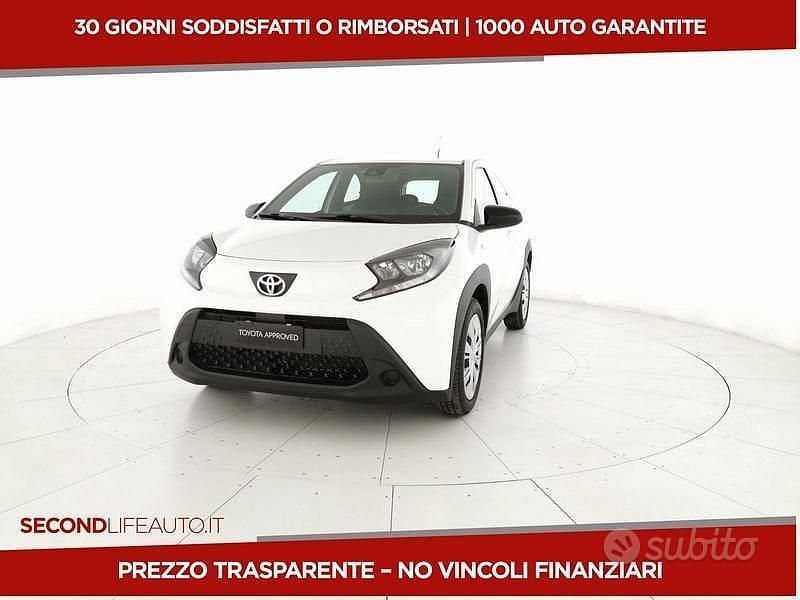 Nuova Toyota Aygo X Active 72 CV (52 kW) 2025 Bianco SUV