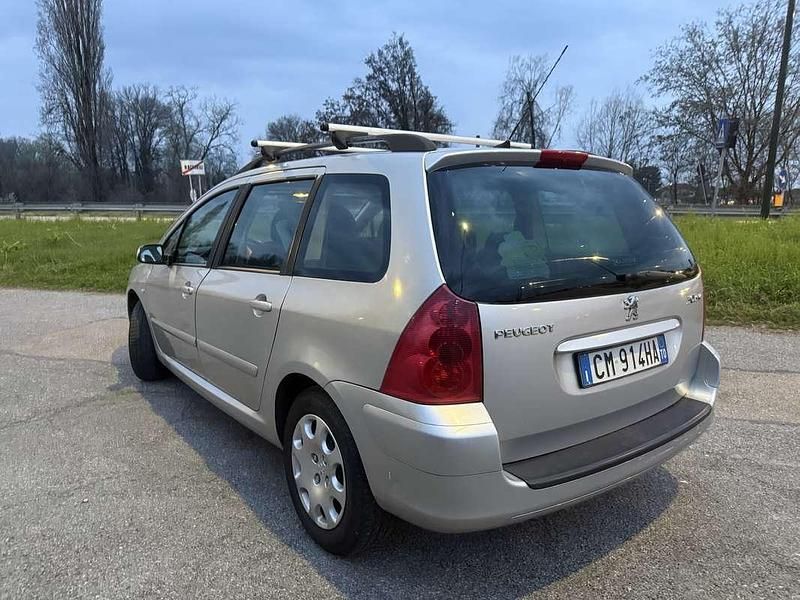Usata Peugeot 307 109 CV (80 kW) 2003 Grigio Station wagon