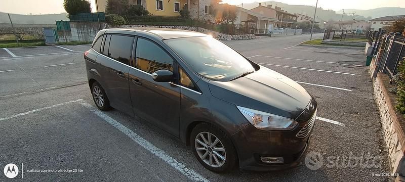 Usata Ford C-MAX 120 CV (88 kW) 2016 Grigio Monovolume