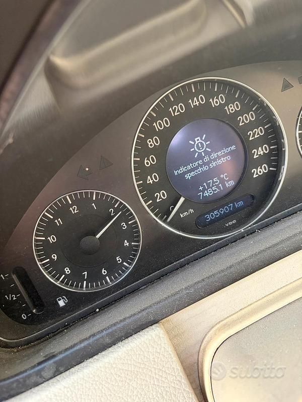 Usata Mercedes CLK270 2003
