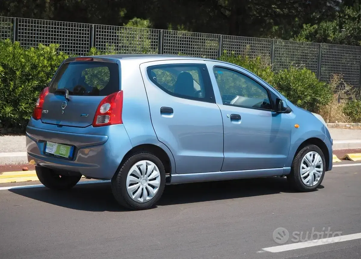 Usata Nissan Pixo Visia 68 CV (50 kW) 2011 Bluazzurro Utilitaria