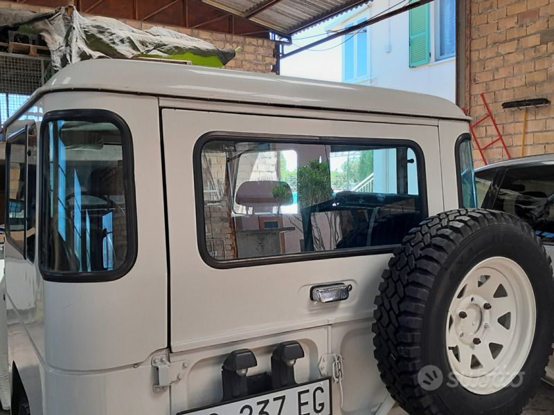 Usata Toyota Land Cruiser 1982 SUV