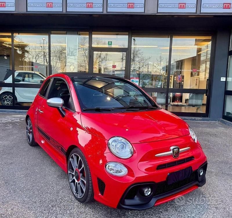 Usata Abarth 595C Turismo 165 CV (121 kW) 2019 Rosso Cabrio