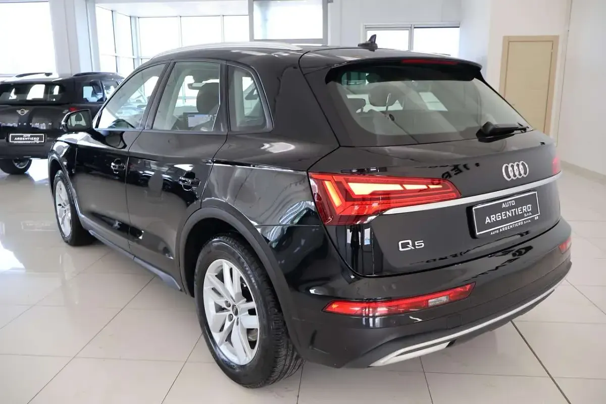 Usata Audi Q5 Business 136 CV (100 kW) 2021 Nero SUV