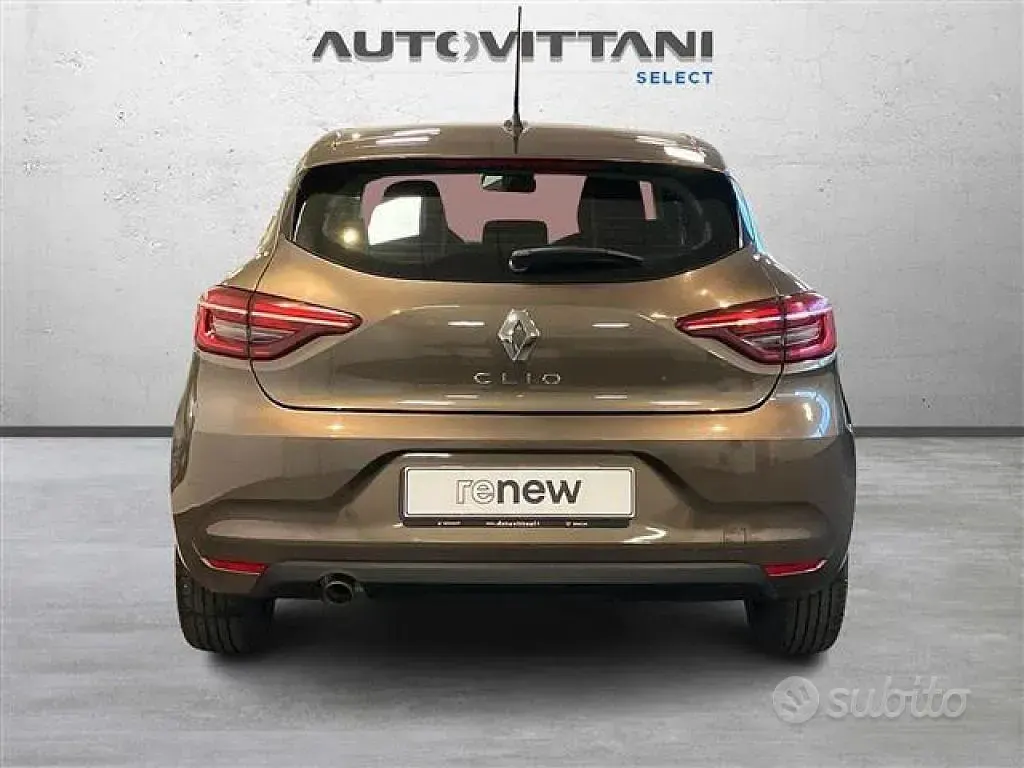 Usado Renault Clio V Life 91 HP (66 kW) 2021 Castanho Sedan