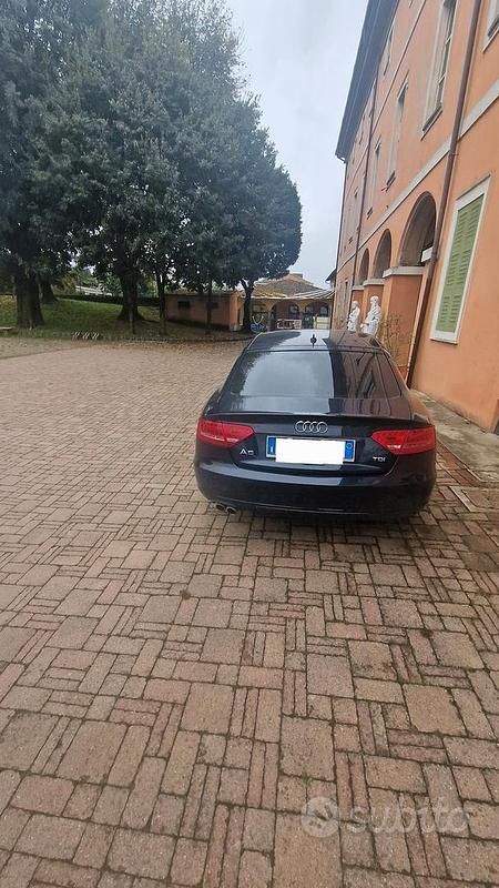 Usata Audi A5 Sportback S-Line 143 CV (105 kW) 2011 Blu Utilitaria