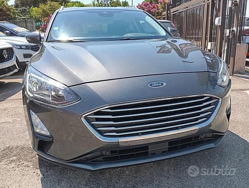 Usata Ford Focus Business Edition 101 CV (74 kW) 2019 Grigio Station wagon