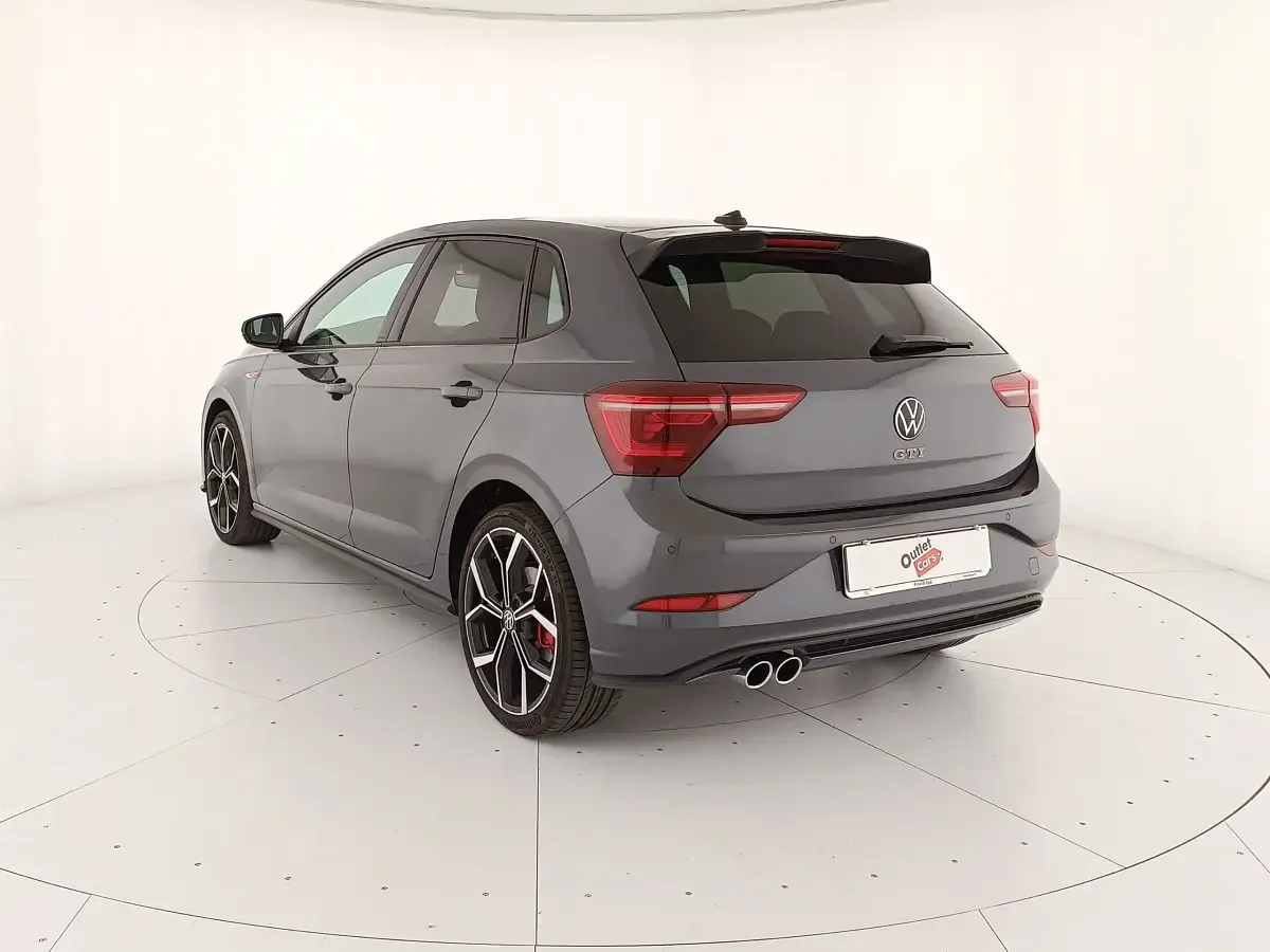 Usata VW Polo GTI 207 CV (152 kW) 2023 Smoky grey metallizzato Utilitaria