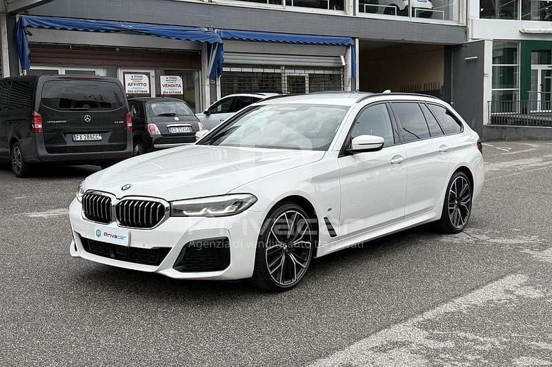 Bianco Usata 2021 BMW 520 M Sport Station wagon | 27.390 € (Buon prezzo) - Immagine 1/4