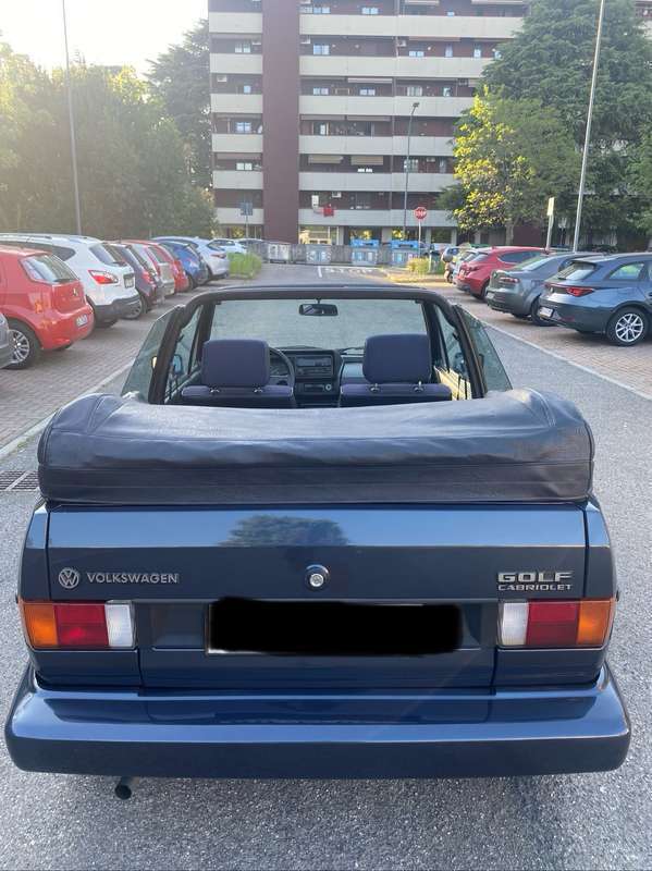 Usato 1990 VW Golf Cabriolet 1.6 Benzin 73 CV (12.500 €)