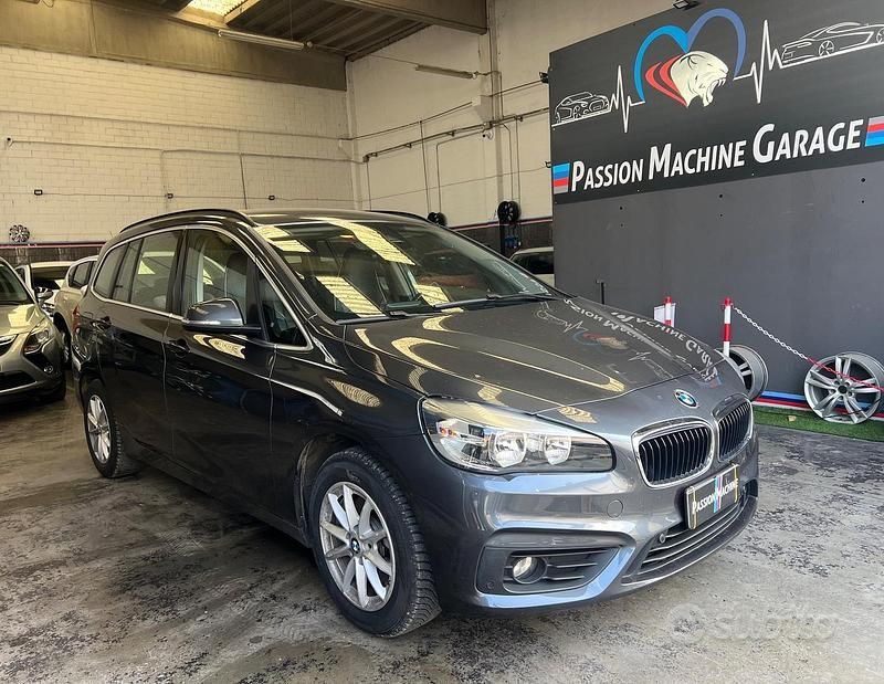 Usata BMW 218 150 CV (110 kW) 2017 Grigio Station wagon