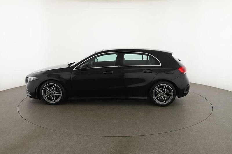 Usado Mercedes A200 163 CV (119 kW) 2021 Negro Berlina