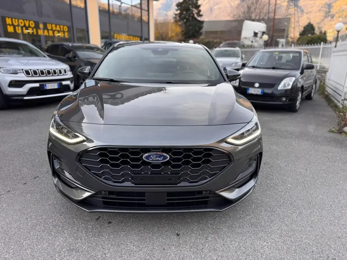 Nuova Ford Focus ST-Line 125 CV (91 kW) 2026 Grigio Berlina