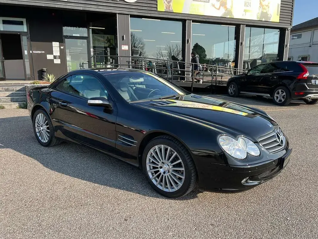 Usata Mercedes SL350 245 CV (180 kW) 2005 Nero Cabrio