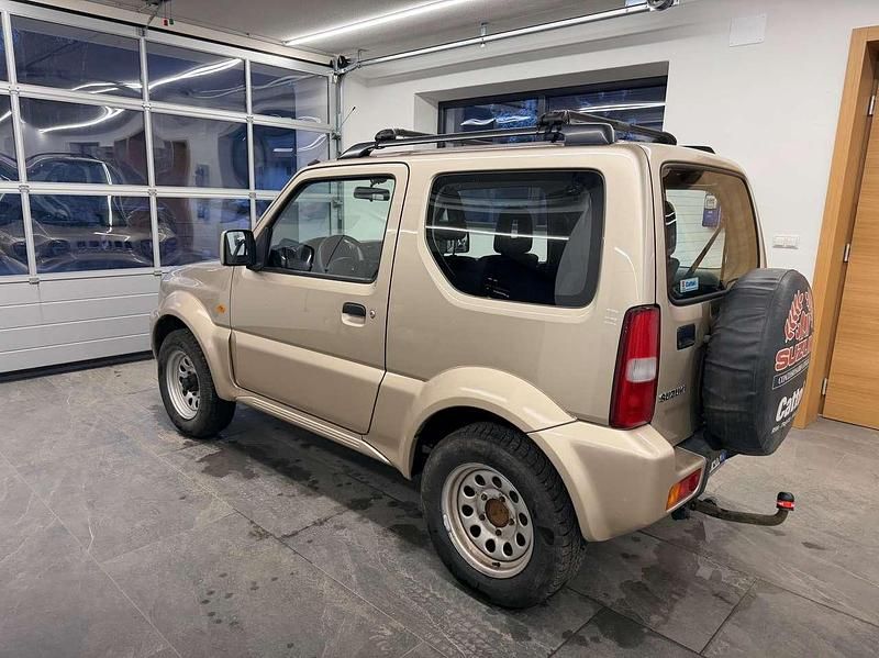 Usata Suzuki Jimny 86 CV (63 kW) 2006 Other SUV