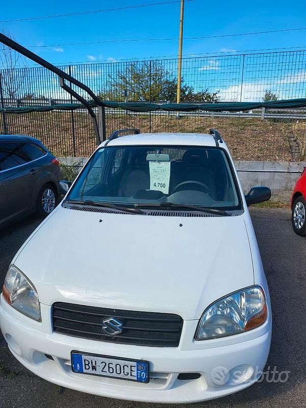 Usata Suzuki Ignis 2001 Bianco Utilitaria