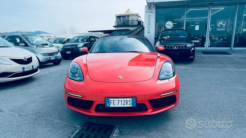 Usata Porsche Boxster 299 CV (219 kW) 2016 Arancione Cabrio