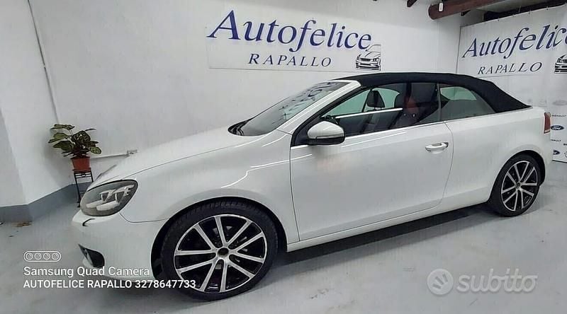 Usado VW Golf 105 CV (77 kW) 2011 Blanco Descapotable