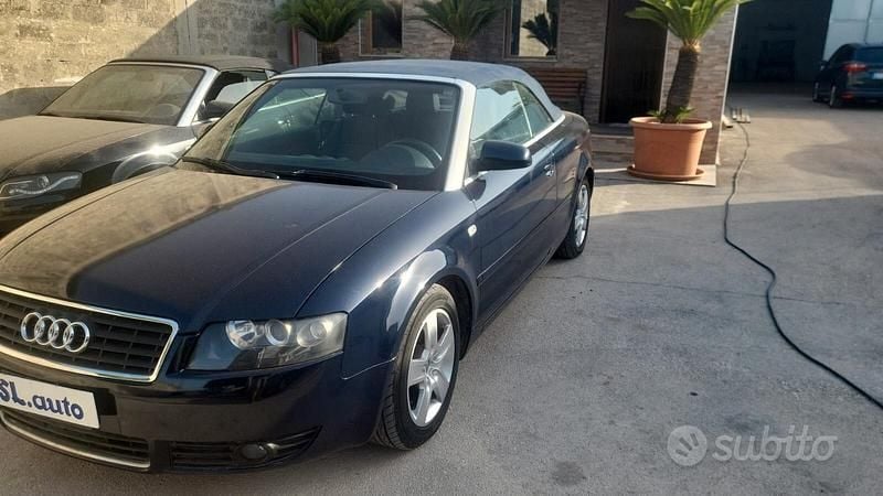 Usata Audi A4 Cabriolet 170 CV (125 kW) 2003 Blu Cabrio