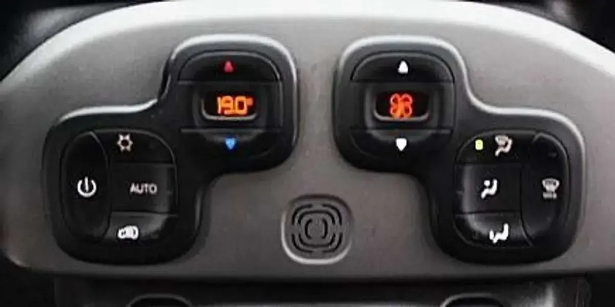 Usata Fiat Panda Lounge 95 CV (69 kW) 2017 Blu Utilitaria