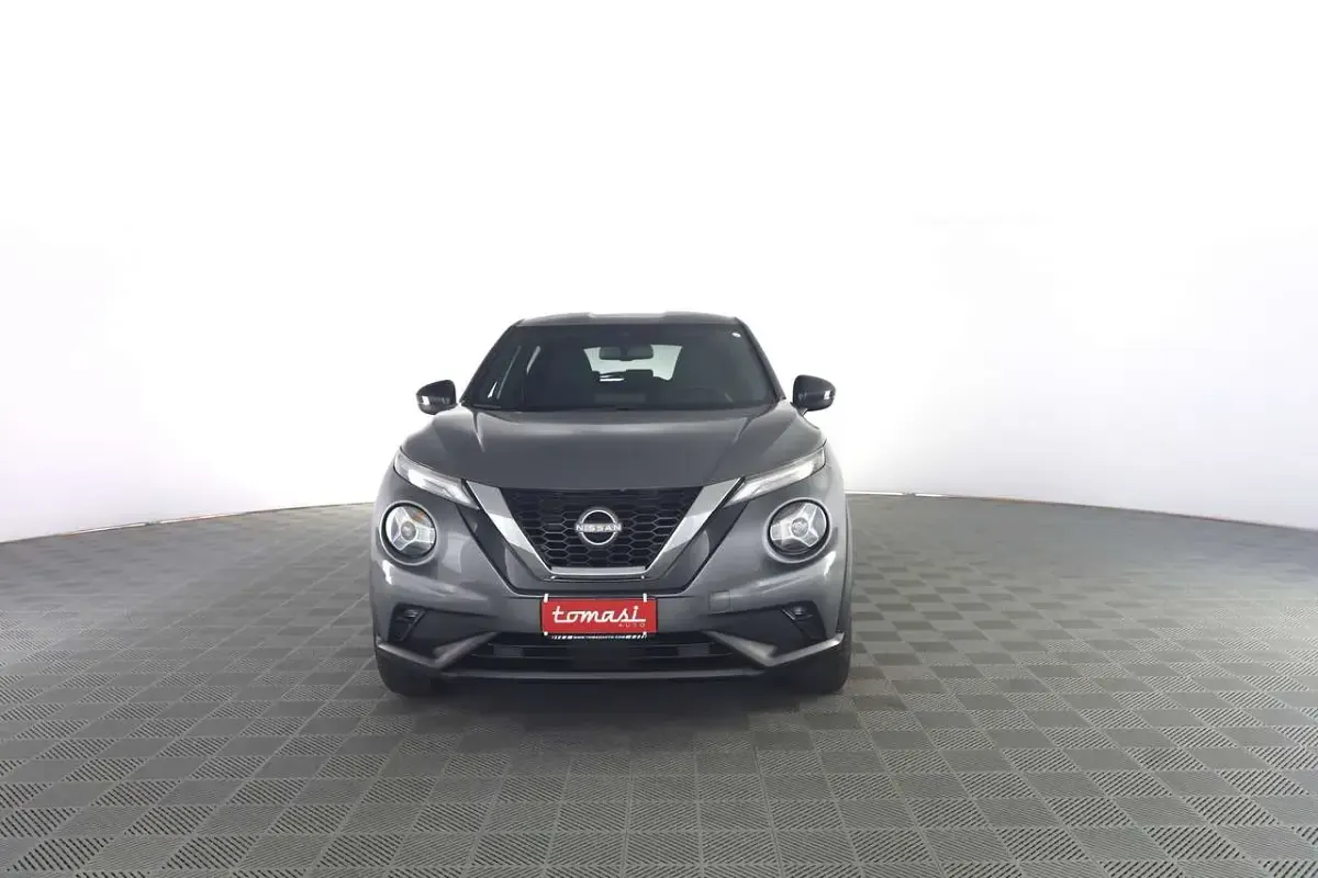 Usata Nissan Juke N-Connecta 114 CV (83 kW) 2023 Ceramic grey SUV
