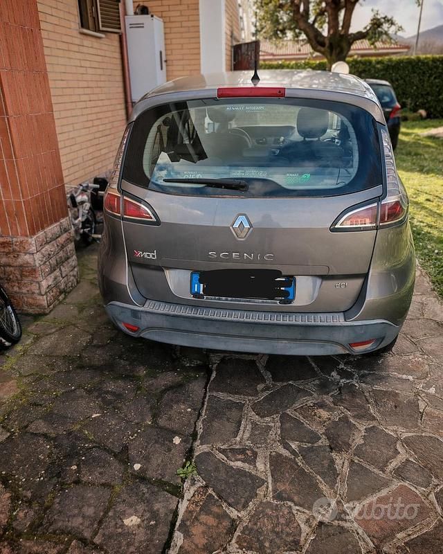 Usata Renault Mégane XMOD 110 CV (80 kW) 2012 Grigio Berlina