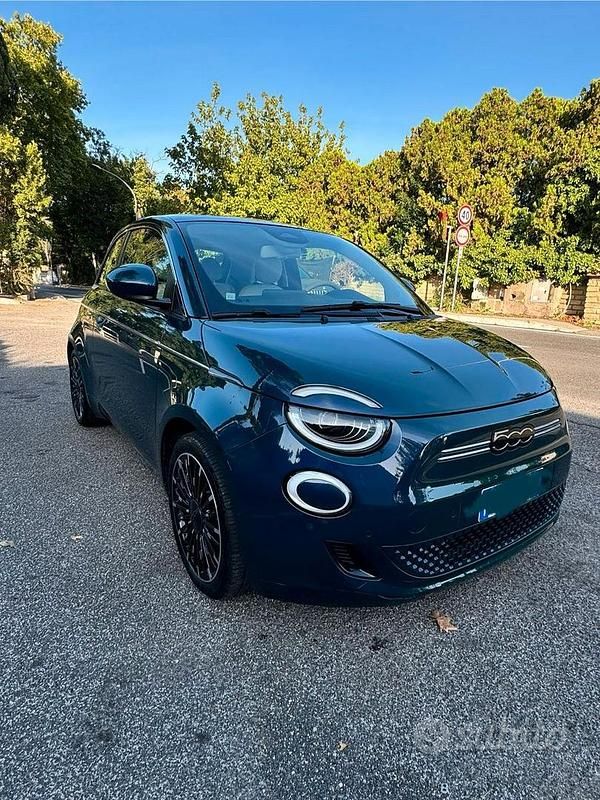 Usata Fiat 500e 42 kW (58 CV) 2023 Verde