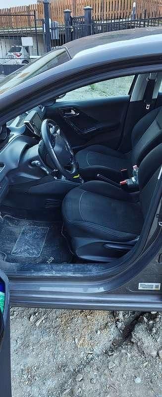 Usata Peugeot 208 Active 83 CV (61 kW) 2018 Grigio Utilitaria