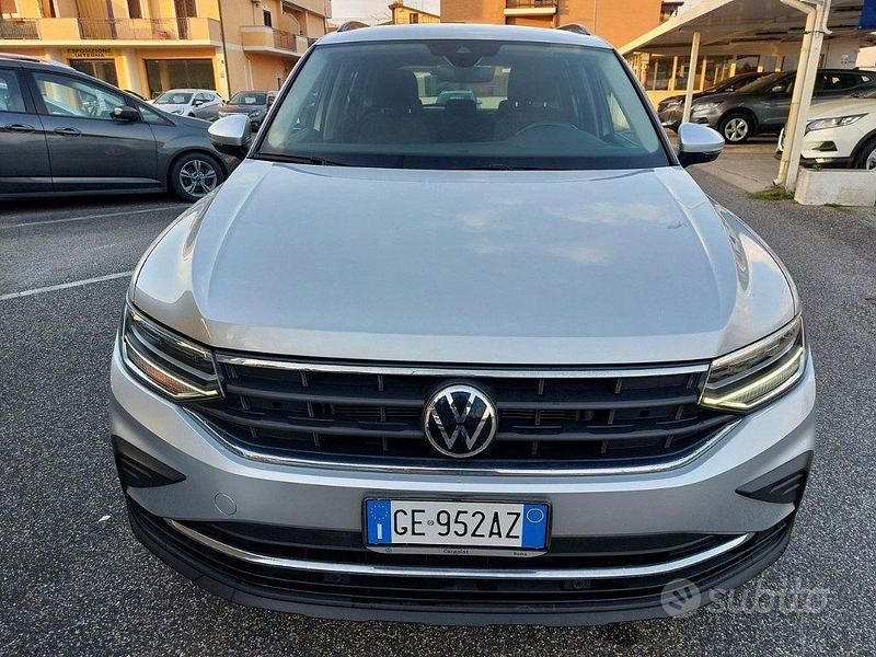 Usata VW Tiguan Life 150 CV (110 kW) 2021 Grigio SUV