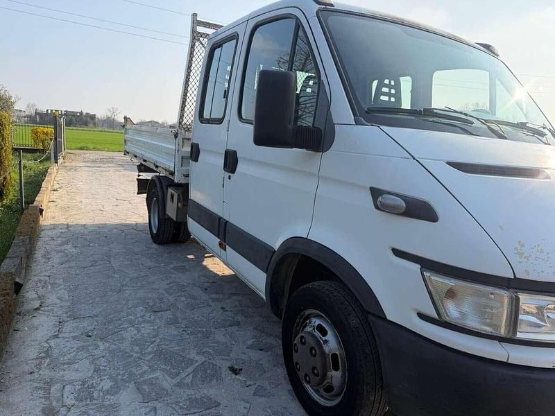 Usata Iveco Daily 136 CV (100 kW) 2006 Bianco Utilitaria