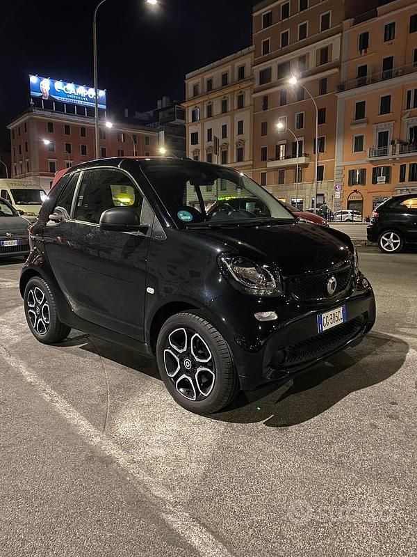 Usata Smart ForTwo Cabrio 2017 Nero Cabrio