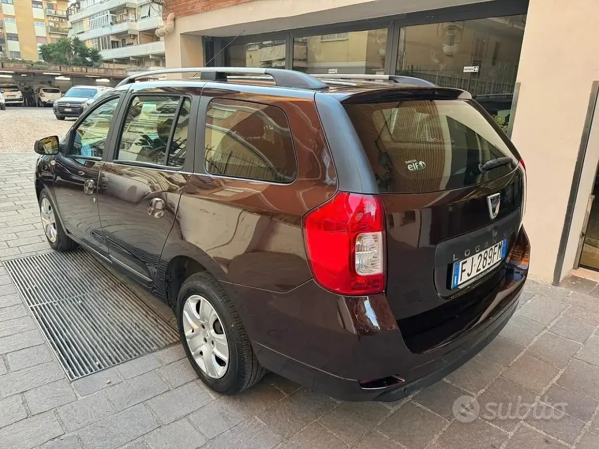 Usata Dacia Logan Lauréate 90 CV (66 kW) 2017 Marrone Station wagon