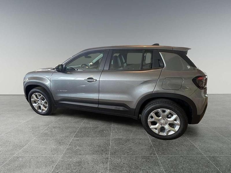 Nuova Jeep Avenger Altitude 101 CV (74 kW) 2025 Grigio SUV