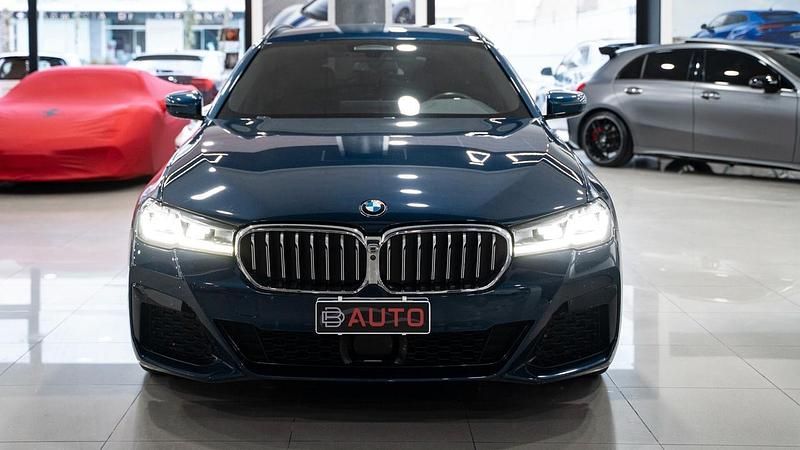 Usata BMW 530 M Sport 249 CV (183 kW) 2021 Blu Station wagon