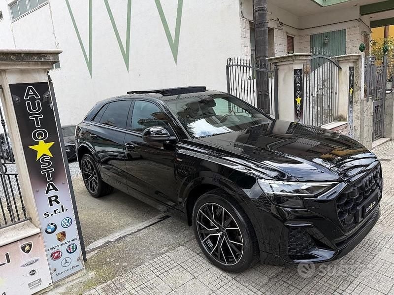 Usata Audi Q8 S-Line 286 CV (210 kW) 2025 Nero SUV
