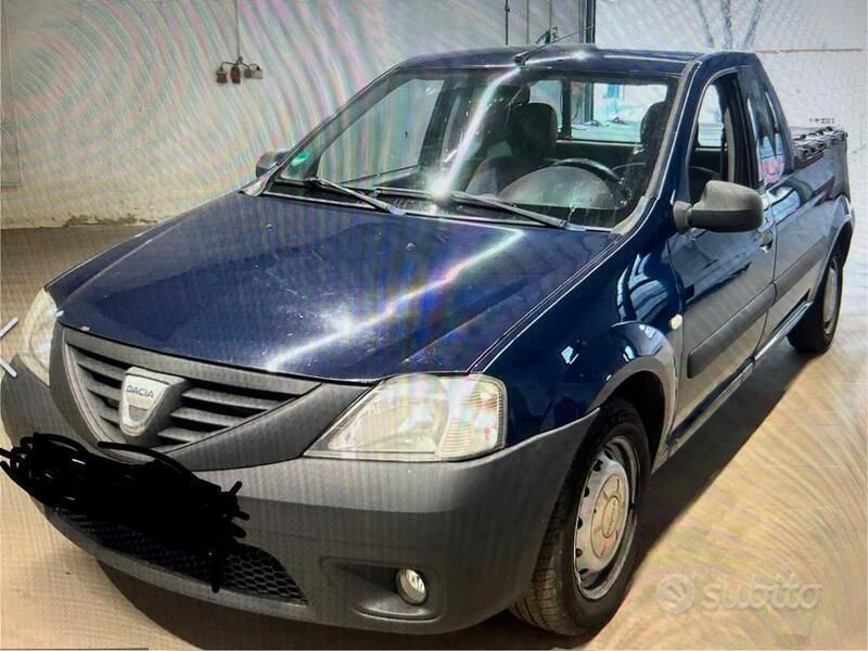Usata 2011 Dacia Logan Pick-Up Pick-up | 7300 € - Immagine 1/4