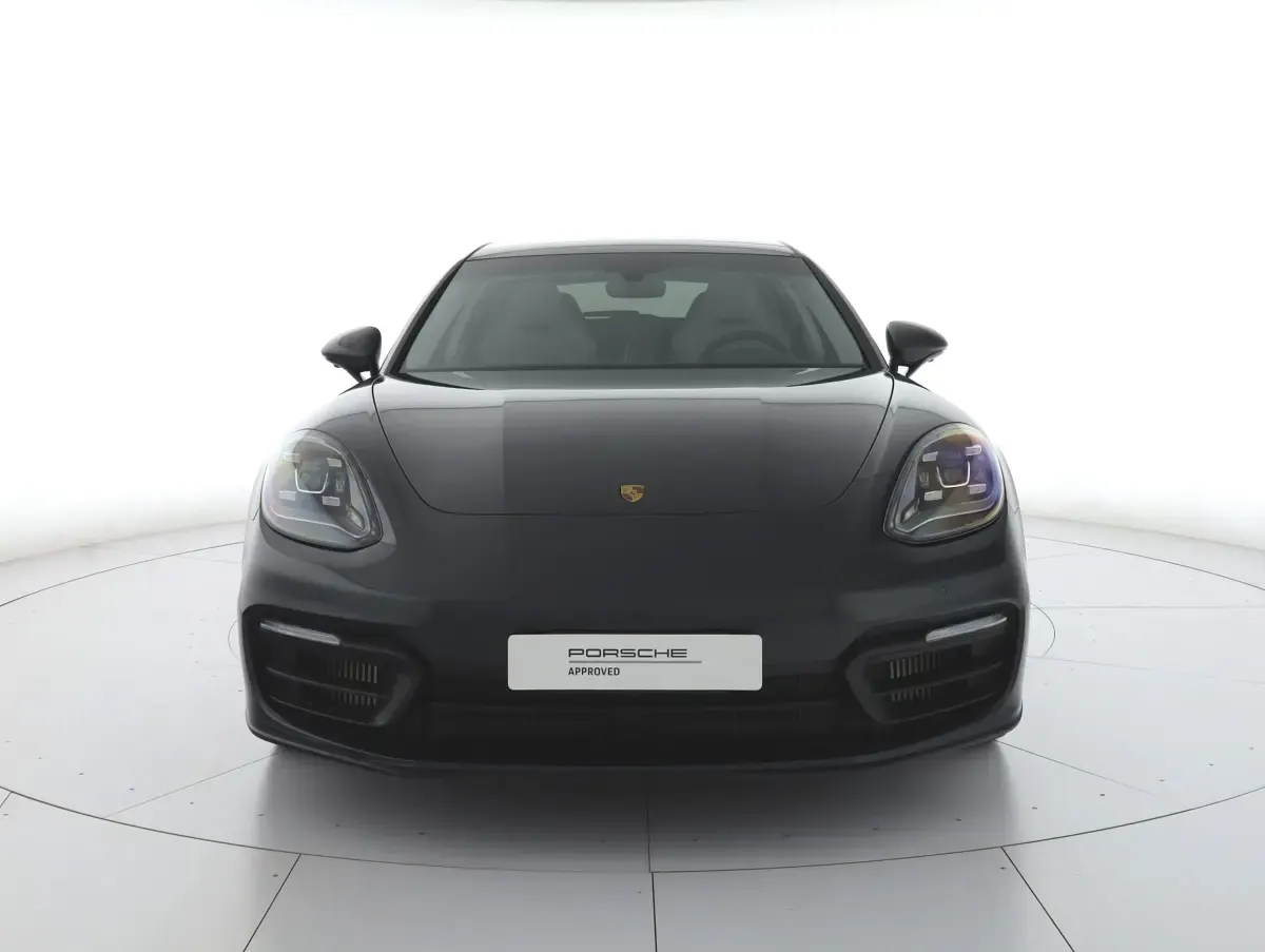 Usata Porsche Panamera 4 E-Hybrid Sport Turismo Platinum Edition 2023 Grigio vulcano metallizzato Station wagon