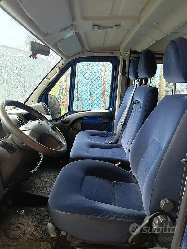 Usata Fiat Ducato 110 CV (80 kW) 2004 Blu Furgone
