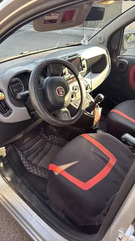 Usata Fiat Panda Easy 69 CV (50 kW) 2013 Utilitaria