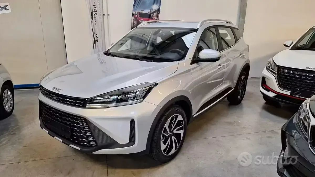Nuova EMC SEI 113 CV (83 kW) 2026 Bianco SUV